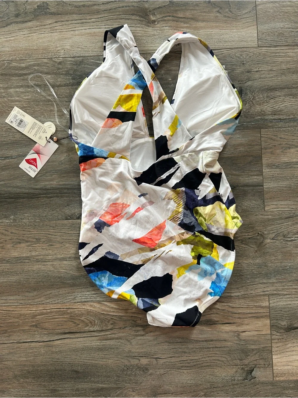 New! Calia Carrie Underwood One-Piece Swimsuit size 8 NWT Modest Collage Cutout